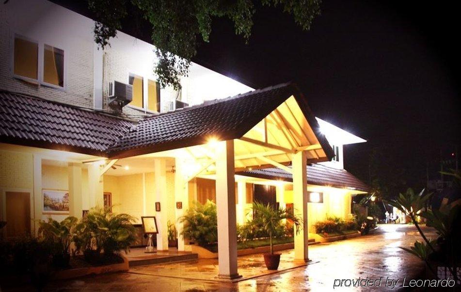 Hotel The Jayakarta Anyer Exterior foto