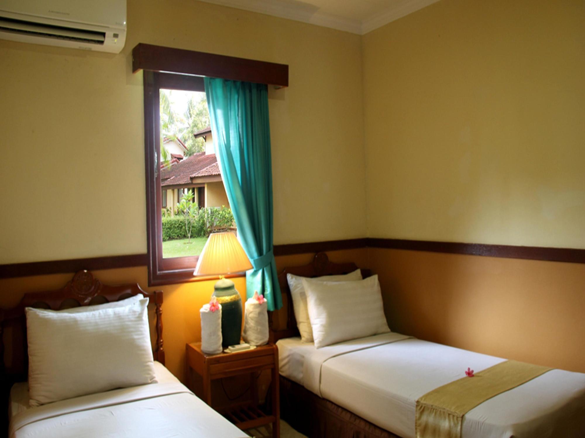 Hotel The Jayakarta Anyer Exterior foto