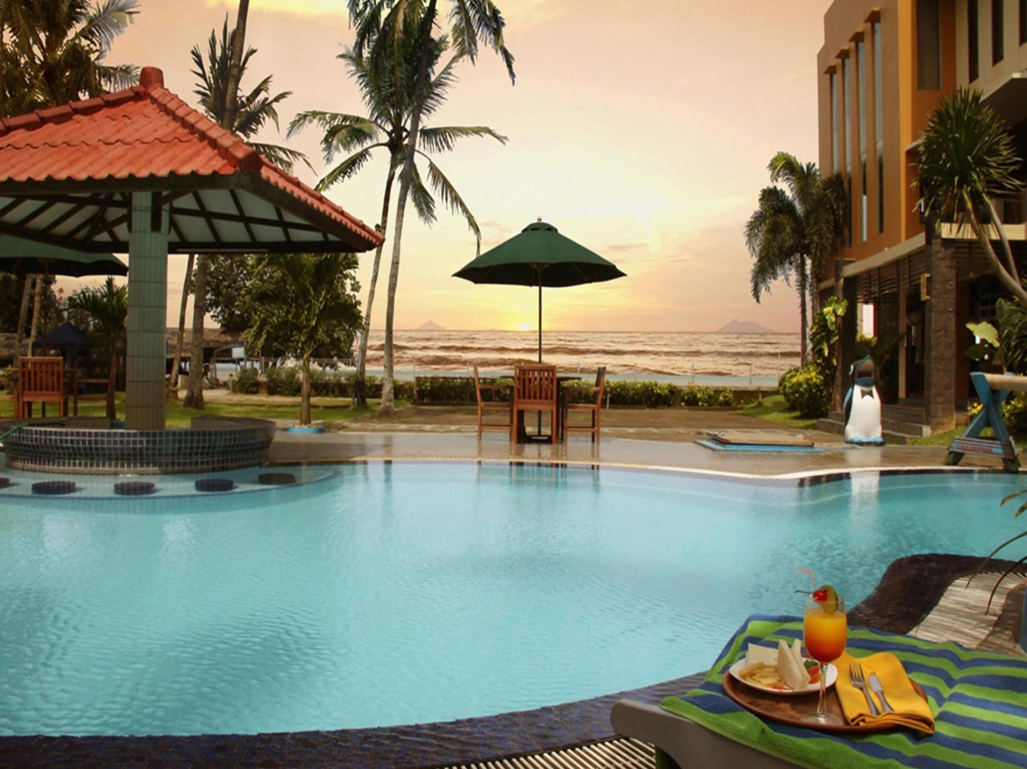 Hotel The Jayakarta Anyer Exterior foto